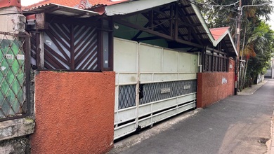 Rumah Dijual di Kemayoran, Jakarta Pusat, LB 180m², Harga Terbaik!