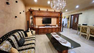 Hunian Elegan di Sunter, Jakarta Utara, 5 KT, LT 230m²