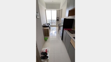Apartemen Nyaman Dijual Cepat di Taman Anggrek, Jakarta Barat, Harga Menarik!