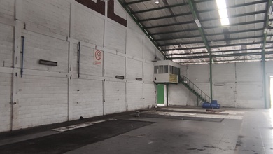 Disewakan Gudang Ex Pabrik Siap Pakai di Ciracas