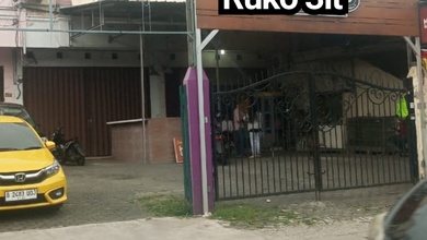 Disewakan Ruko Laris Manis 3lt Hadap Jalan Utama Karang Tengah