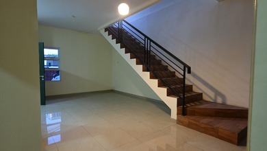Rumah Siap Huni di Kawasan Banjar Wijaya, Tangerang, LT 120m²