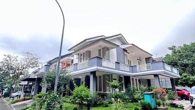 Rumah Prestisius di Kawasan BSD, Tangerang Selatan, LB 225m², Harga 3,3 Miliar