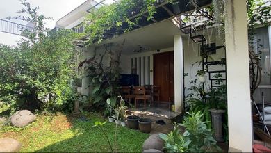 Hunian Mewah di BSD De Park, Tangerang, 4 KT, LT 300m²