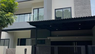 Penawaran Langka, rumah Mewah di BSD Puspita Loka, Tangerang, LB 420m²