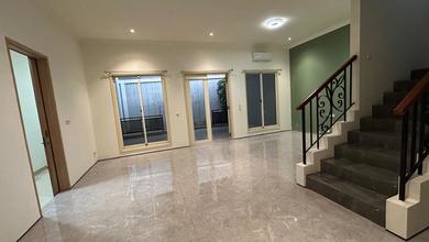 Rumah Prestisius di Kawasan Gading Serpong, Tangerang, LB 200m², Harga 4,5 Miliar