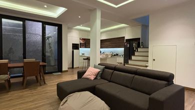Hunian Elite di Kawasan Gading Serpong, Tangerang, LB 150m², Harga 3,8 Miliar