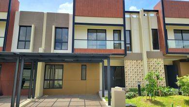 Jual Rumah Siap Huni di Gading Serpong, Tangerang, LT 121 m2