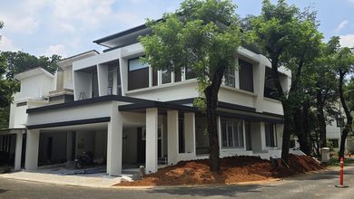 Dijual rumah Eksklusif di BSD Foresta, Tangerang - LT 247m²