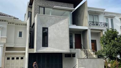 Dijual rumah Premium di Gading Serpong Scientia Garden, Tangerang - LT 250m²
