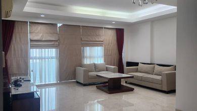 Dijual Segera Apartemen 3BR Furnished Kondisi Baik Siap Huni