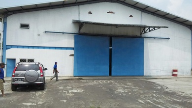 Dijual Cepat. Pabrik & Gudang Pakan Ternak Ayam. Shm. Jl. Raya Serang Pasir Muncang, Jayanti, Tangerang, Dkt Tol Balaraja Barat, Dkt Tol Cikande. Take Over. Masih Produksi. Harga Murah. Kompetitif. Bebas Banjir. Akses Kontainer