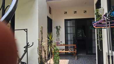 Rumah Prestisius di Kawasan Pamulang, Tangerang Selatan, LB 180m², Harga 2,7 Miliar