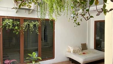 Rumah Mewah di Serpong Villa Melati Mas, Tangerang Selatan, 3 KT, LT 200m²