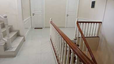 For Sale rumah Eksklusif di Taman Grisenda, Jakarta Utara - LT 290m²