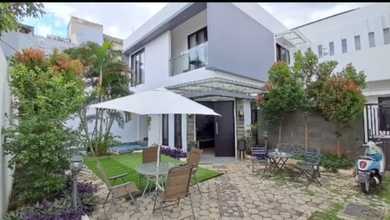 Rumah Area Premium Mampang, Jakarta Selatan - Harga Menarik 13 Miliar