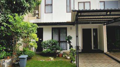 Rumah Eksklusif Semi Furnished Lokasi Strategis Daerah BSD