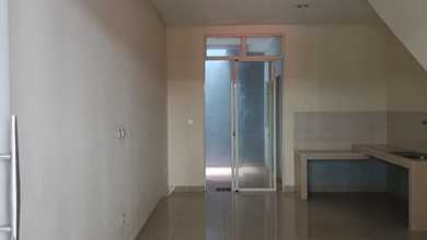 Dijual Rumah Strategis di Green Lake City, Jakarta Barat - LT 60m²