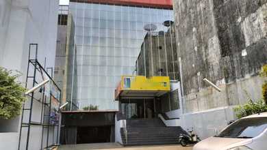 Gedung Di Bawah Njop Di Kramat Raya