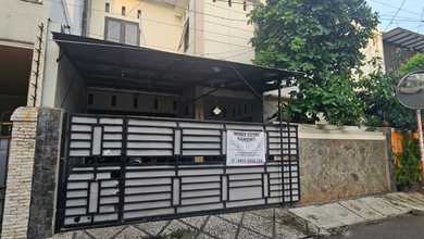 Rumah Eksklusif LT 210 m2, di Rawamangun, Jakarta Timur