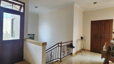 Rumah Premium area Tomang, Jakarta Barat, LT 160 m2