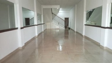 Ruko Siap Pakai Pinggir Jalan Bsd