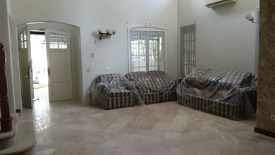 Disewakan Rumah Murah di Lippo Karawaci, Tangerang, LT 440m²