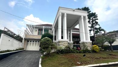 Rumah Elegan di Sentul City, Bogor, 9 KT, LT 1760m²