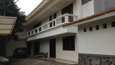 Rumah Elite di Kawasan Lenteng Agung, Jakarta Selatan, LB 700m², Harga 26 Miliar