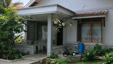 Kesempatan Rumah di Cilendek, Bogor, LB 300m², Harga 2,1 Miliar