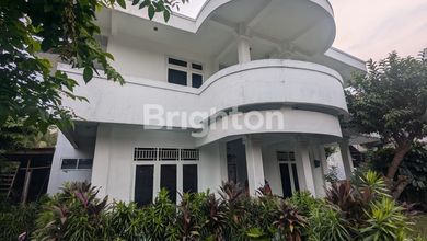 Rumah Elite di Kawasan Margonda, Depok, LB 400m², Harga 7 Miliar