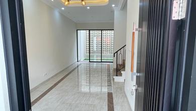 Rumah Area Premium Kebon Jeruk, Jakarta Barat - Harga Terbaik 2,75 Miliar