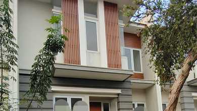 Jual Rumah Strategis di Cibubur, Bogor - LT 105m²