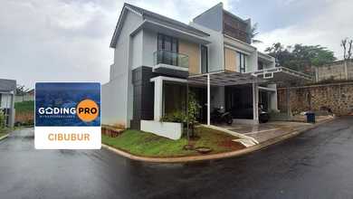 Kesempatan Rumah di Cibubur, Bekasi, LB 64m², Harga 2,2 Miliar