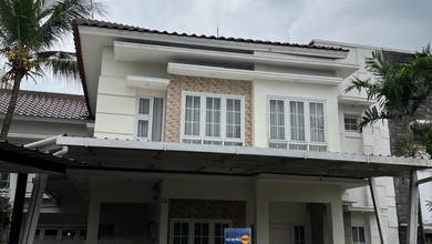 Dijual rumah Mewah di Cibubur, Bekasi - LT 213m²