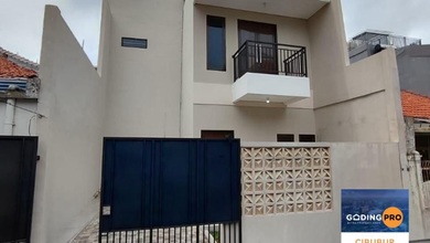 Hunian Mewah di Kayu Putih, Jakarta Timur, 3 KT, LT 89m²