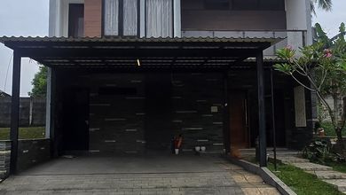 Rumah Modern di Jatikarya, Bekasi, Luas 250 m2