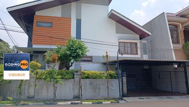 Hunian Elite di Kawasan Jatisampurna, Bekasi, LB 290m², Harga 4,8 Miliar