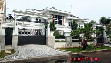 Rumah Elegan di Ciracas, Jakarta Timur, 6 KT, LT 1190m²