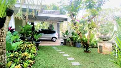 Rumah Area Premium Legenda Wisata, Bogor - Harga Terbaik 4,8 Miliar