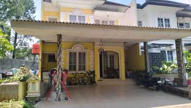 Jual Rumah Nyaman di Kota Wisata, Bogor - LT 162m²