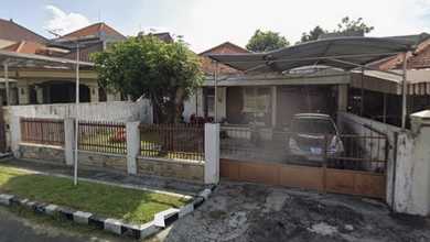Rumah Area Luxury Manyar, Surabaya - Harga Terbaik 3,4 Miliar