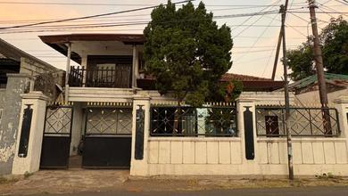 Rumah Favorit di Mayangan, Probolinggo, 3 KT, Harga 1 Miliar