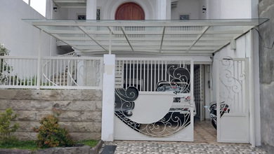 For Sale rumah Premium di Petemon, Surabaya - LT 246m²