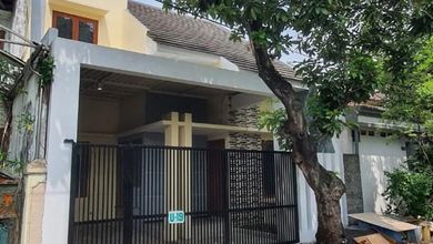 Jual Rumah Strategis di Rungkut, Surabaya - LT 120m²