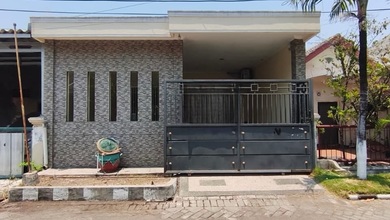 Rumah Siap Pakai di Kawasan Gununganyar, Surabaya, LT 90m²