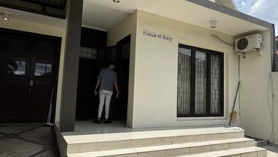 Kesempatan Eksklusif, rumah Prestisius di Nginden, Surabaya, LB 240m²