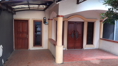 Rumah Elegan di Kebayoran Baru, Jakarta Selatan, 2 Kamar Tidur, LT 176m²