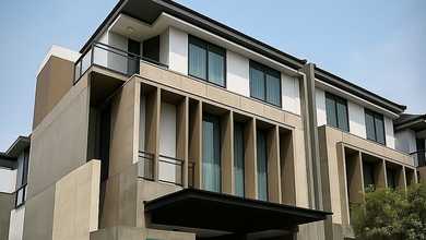 Penawaran Eksklusif, rumah Mewah di BSD, Tangerang Selatan, LB 450m²