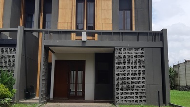 Rumah Premium LT 200 Jual area Alam Sutera, Tangerang